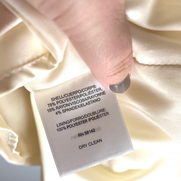 GAL MEETS GLAM Tallulah Dress in Size 00 - Picture 6 of 9